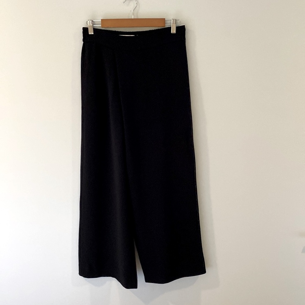 Diane von Furstenberg black wide leg crop pant size 8